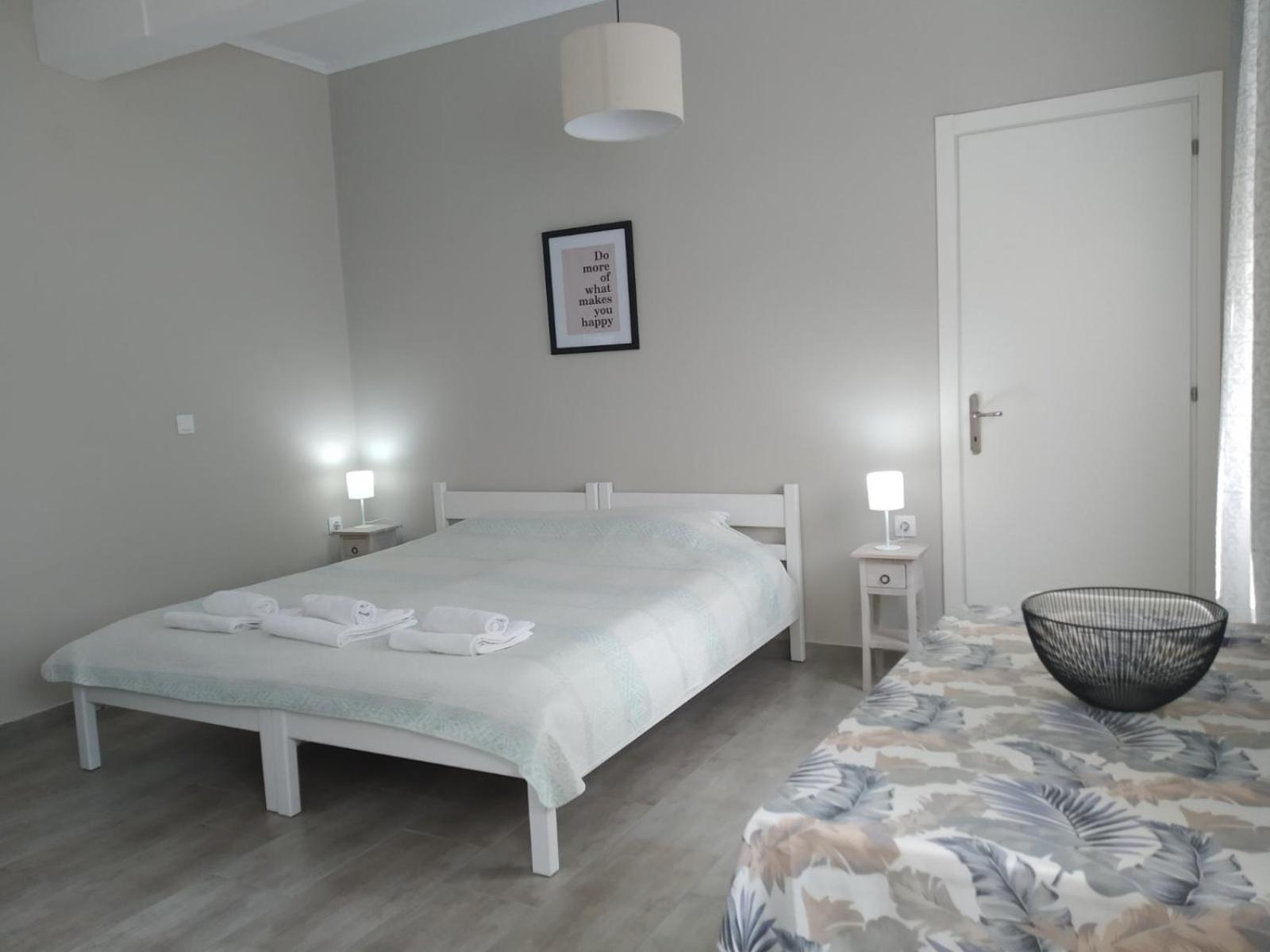 Trousas Apartments Roda  Extérieur photo