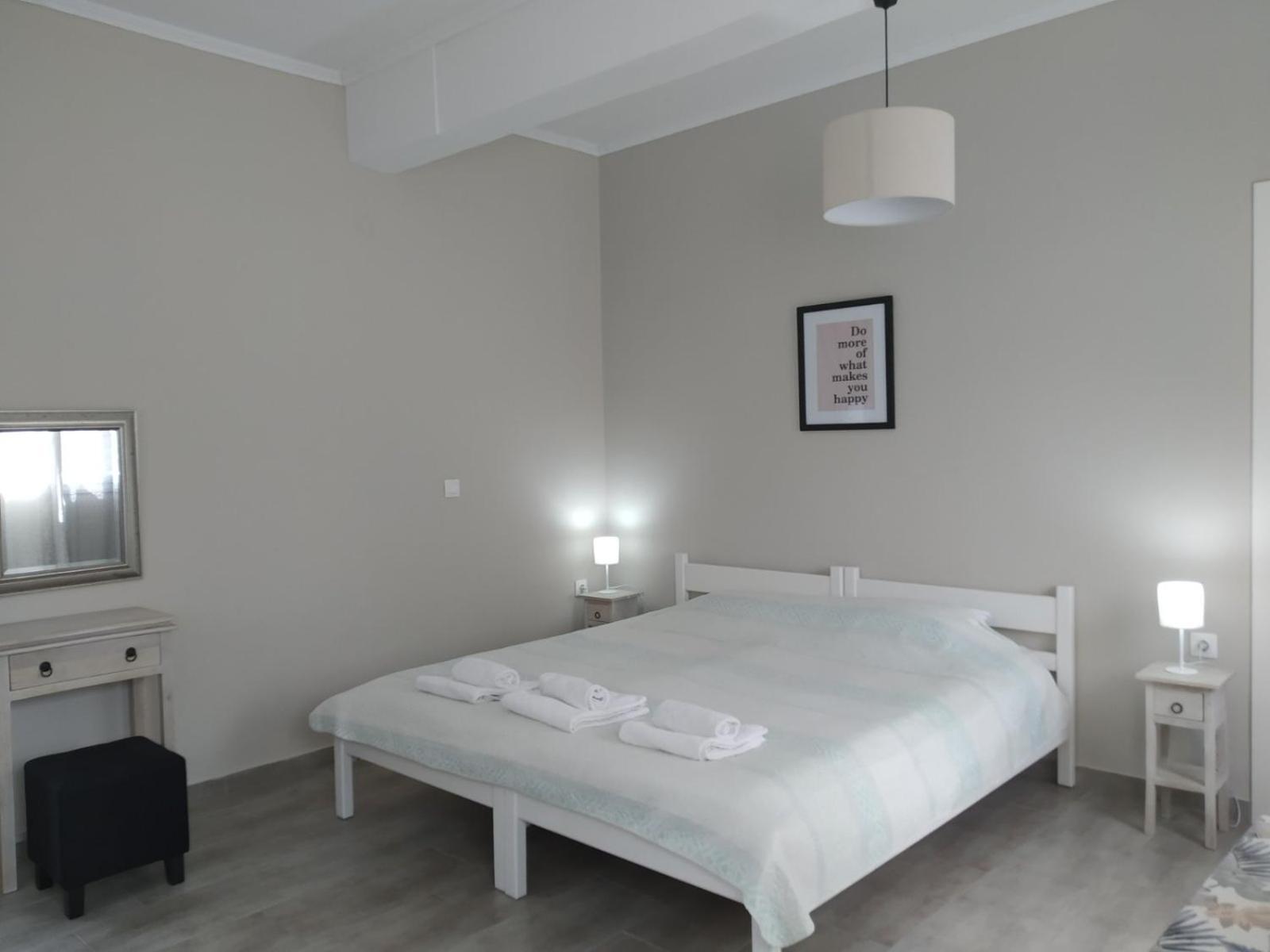 Trousas Apartments Roda  Extérieur photo